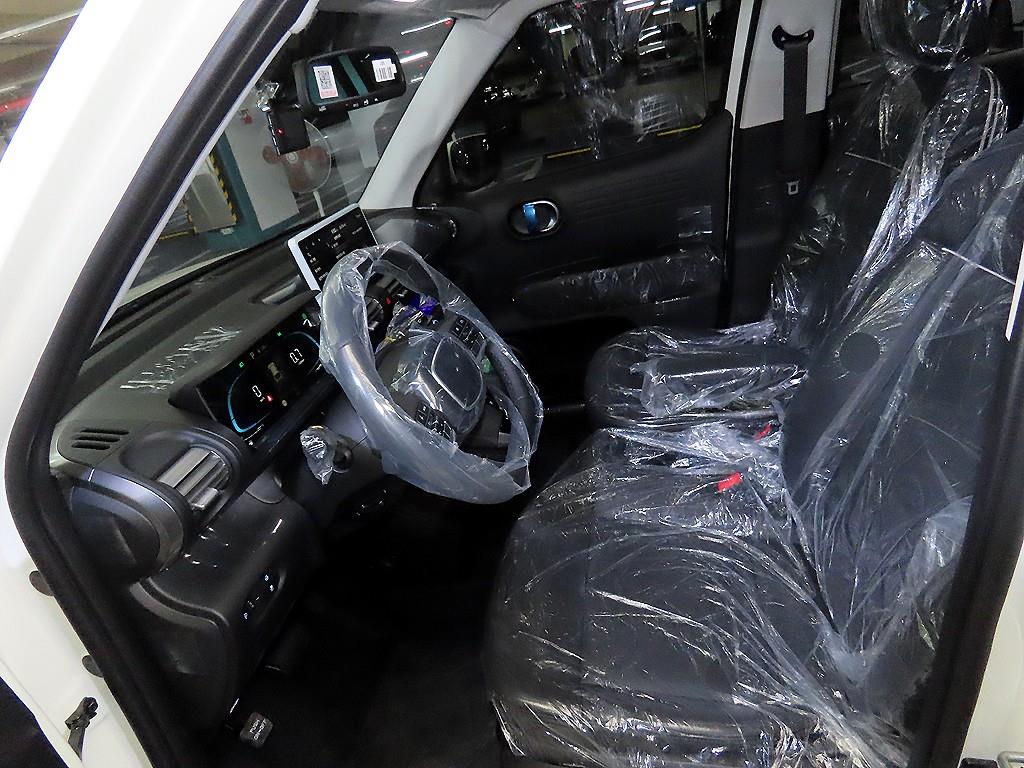 HYUNDAI Casper - Vista 6