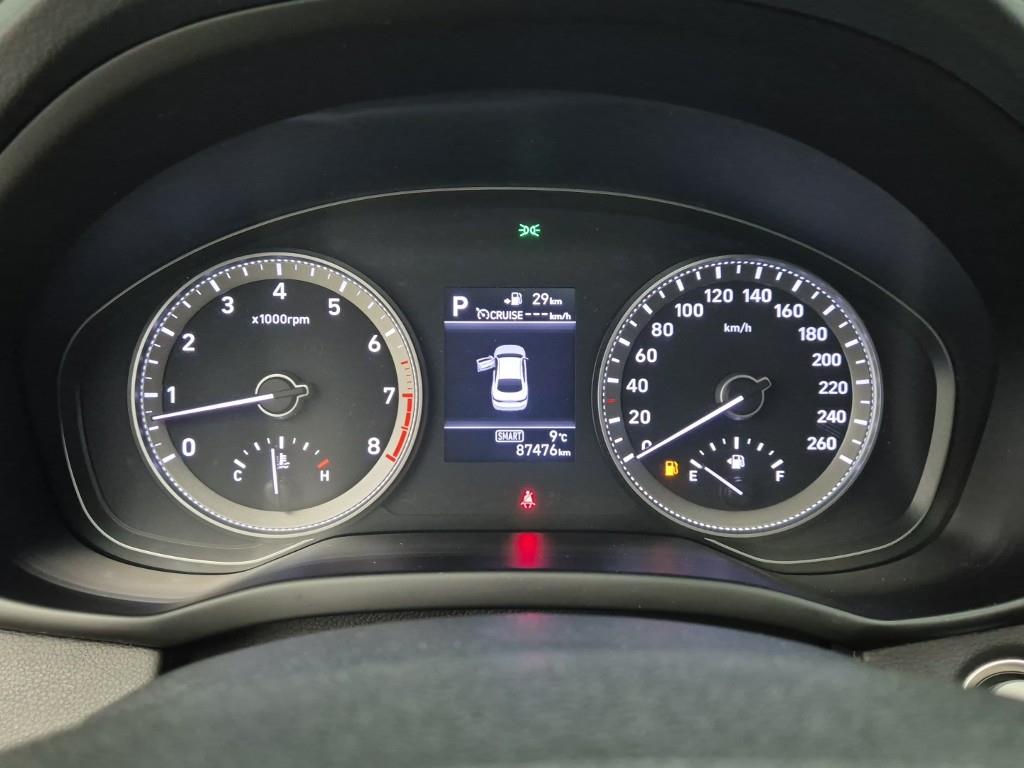 HYUNDAI Grandeur - Vista 7