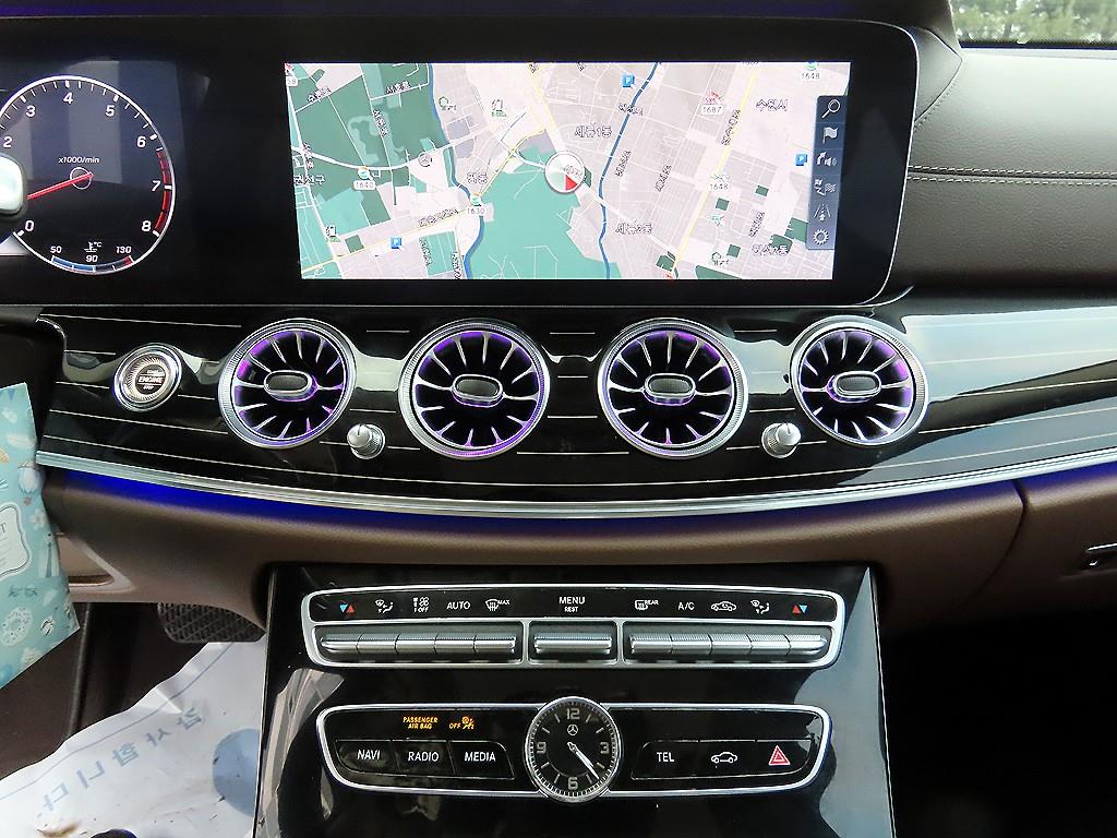 Mercedes Benz E class 2017 Gris - Importación desde Corea - HF Imports Iquique - Foto 13