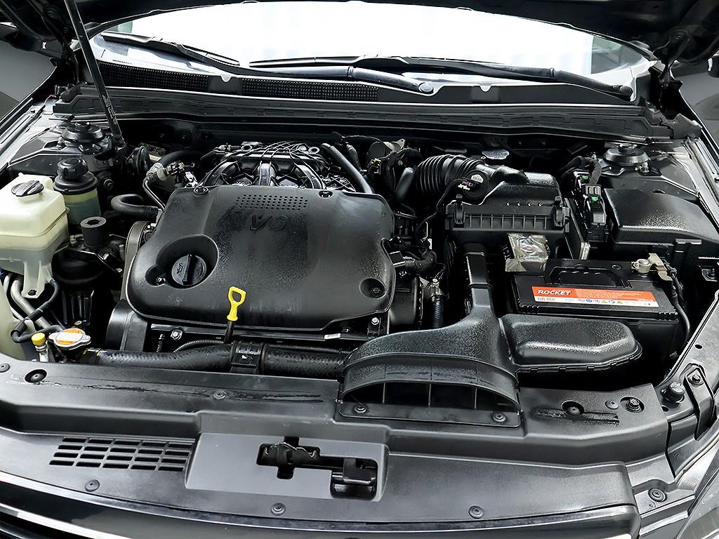 KIA K7 2011 Negro - Importación desde Corea - HF Imports Iquique - Foto 7