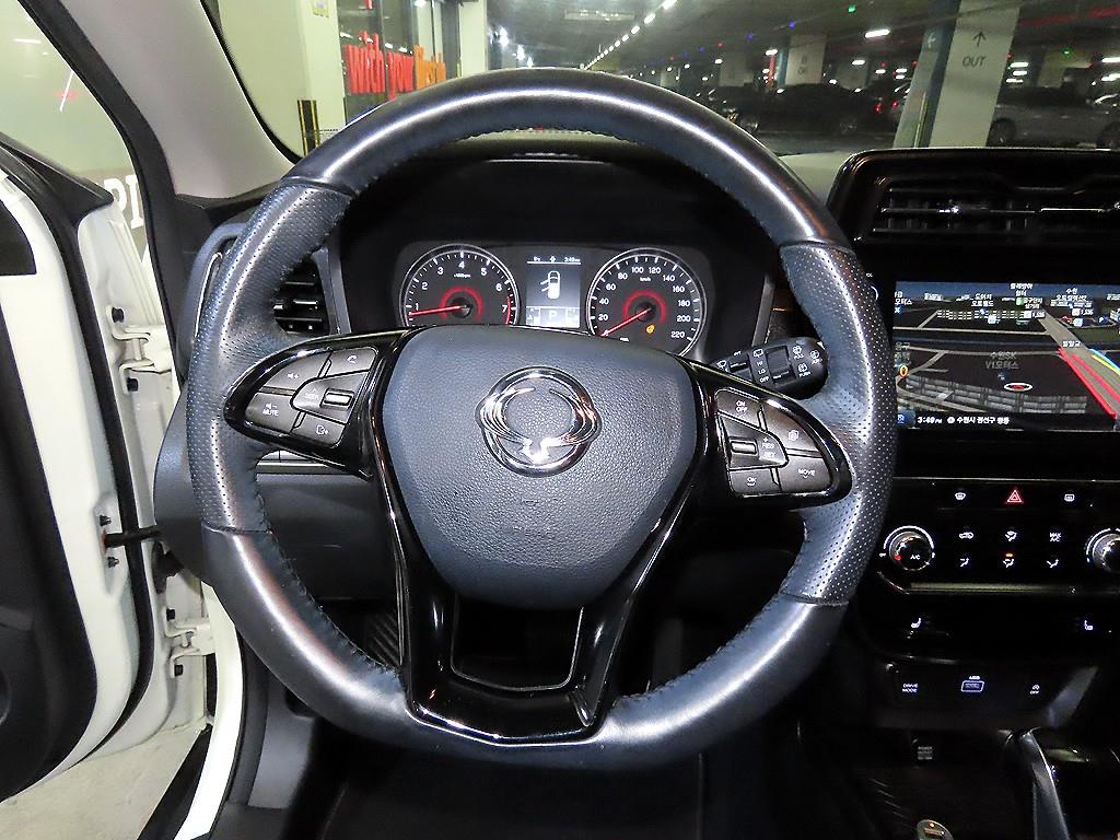 Ssangyong Tivoli - Vista 8