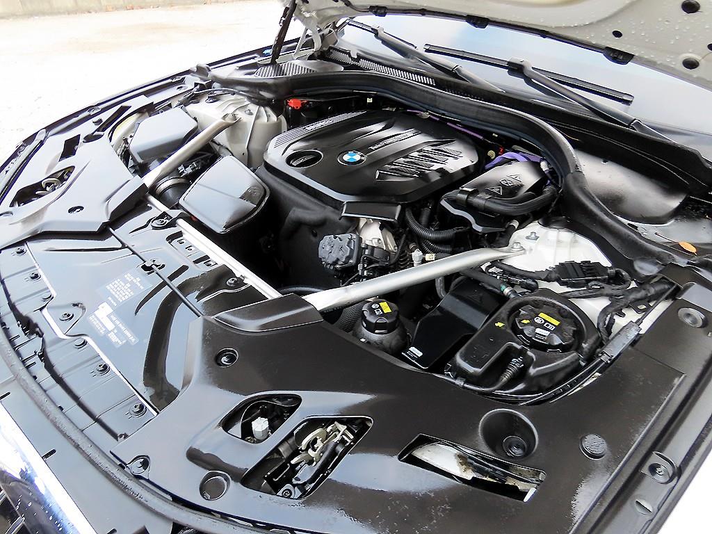 BMW 5 Series 2021 Blanco - Importación desde Corea - HF Imports Iquique - Foto 19