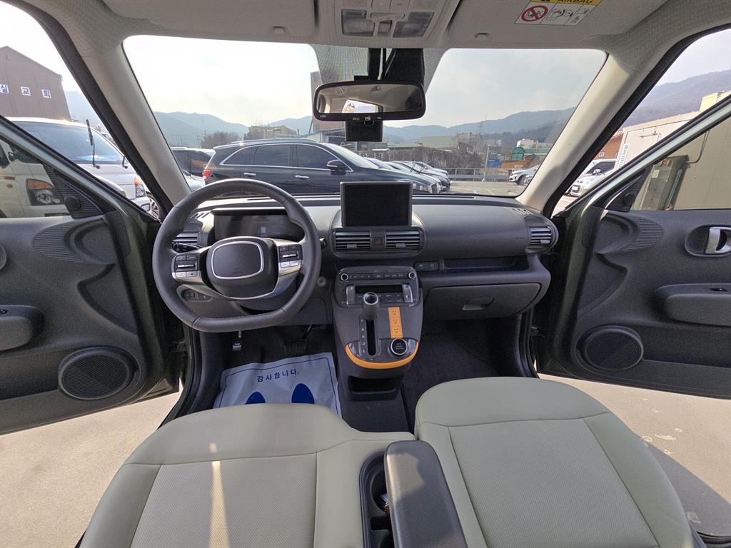 HYUNDAI Casper - Vista 6