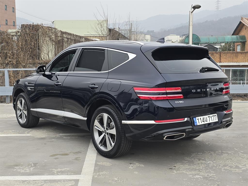 Genesis GV80 - Vista 4