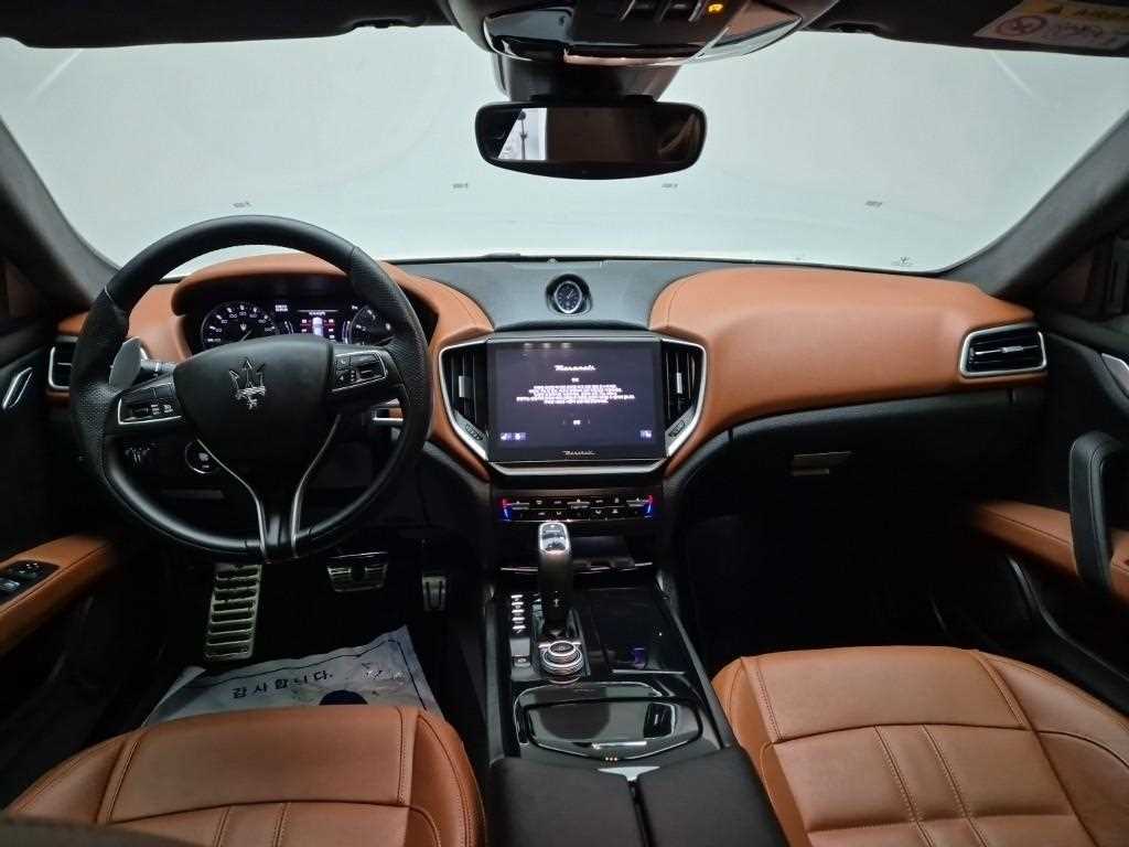 Maserati Ghibli - Vista 7