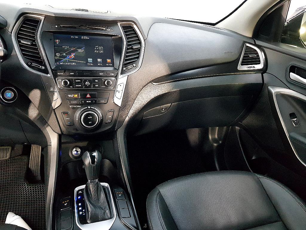 HYUNDAI Santa Fe - Vista 10