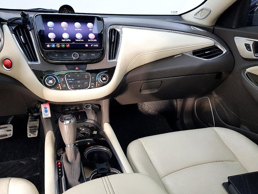 Chevrolet Malibu - Vista 10