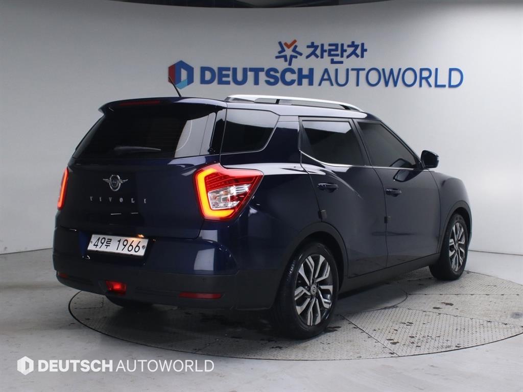 Ssangyong Tivoli - Vista 2