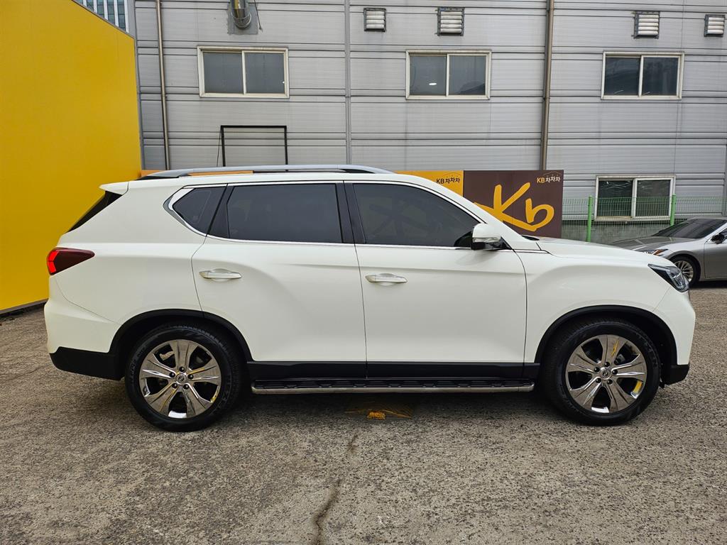 Ssangyong Rexton - Vista 8