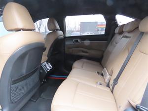 KIA Sorento - Vista 12