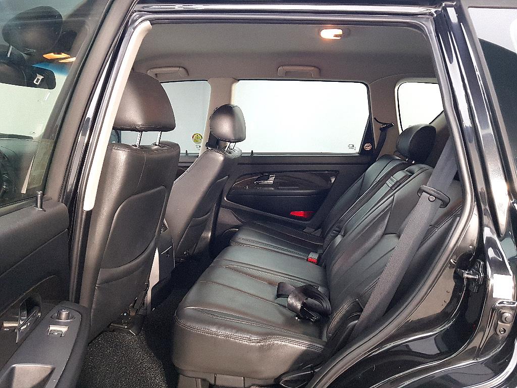 Ssangyong Rexton - Vista 9