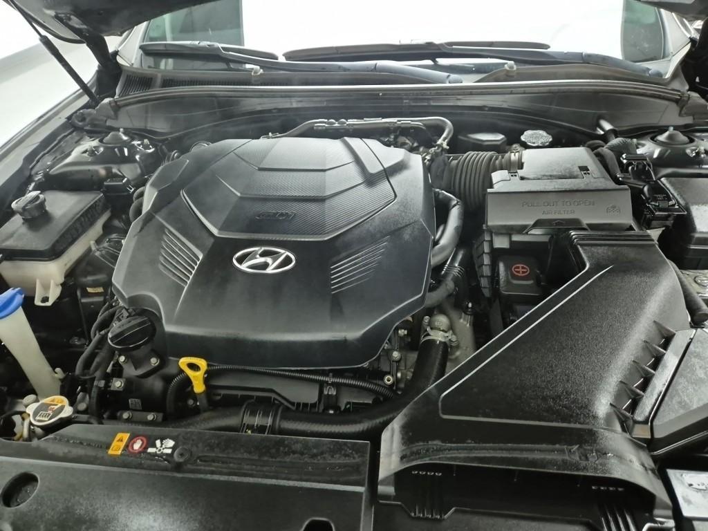 HYUNDAI Grandeur - Vista 5