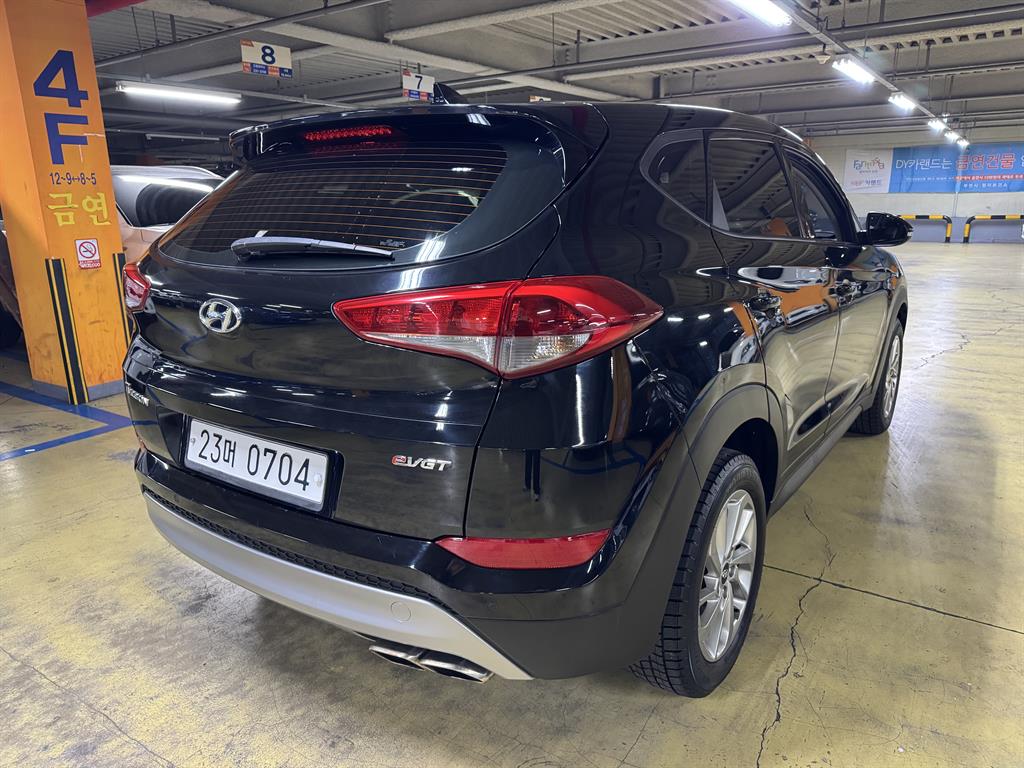 HYUNDAI Tucson - Vista 6