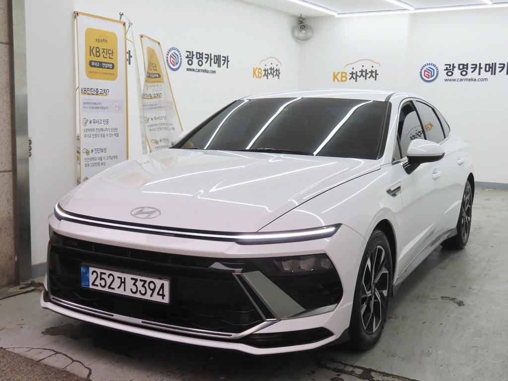 HYUNDAI Sonata - Vista 2