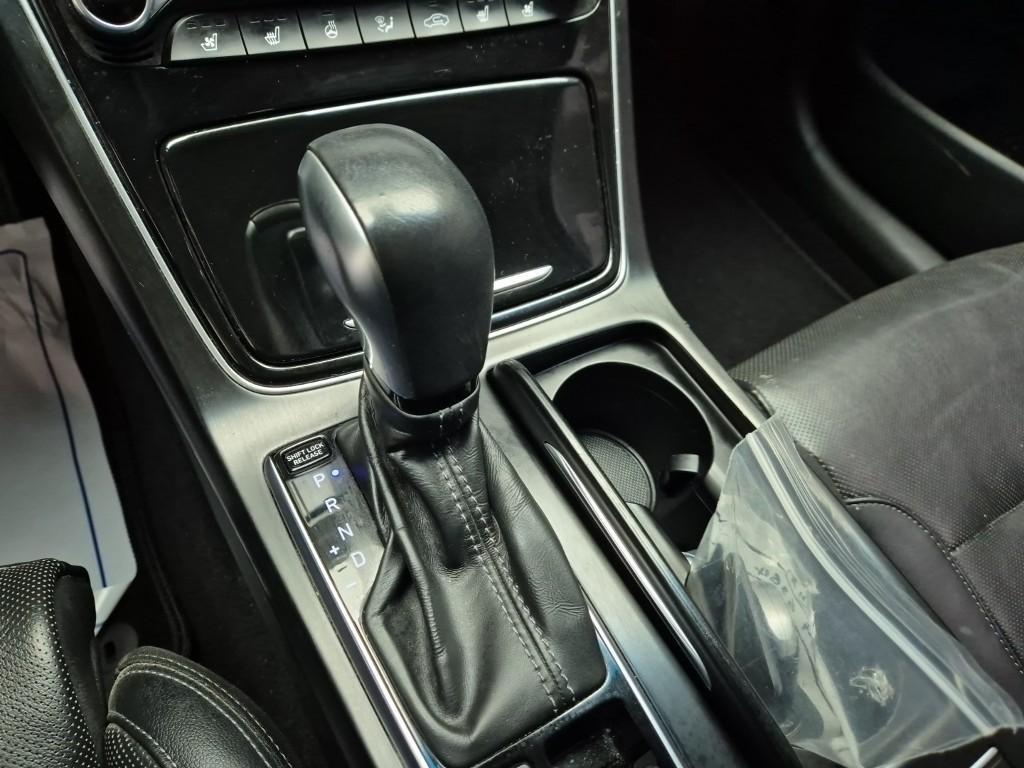 HYUNDAI Grandeur 2017 Gris - Importación desde Corea - HF Imports Iquique - Foto 17