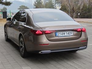 Mercedes Benz E class - Vista 8
