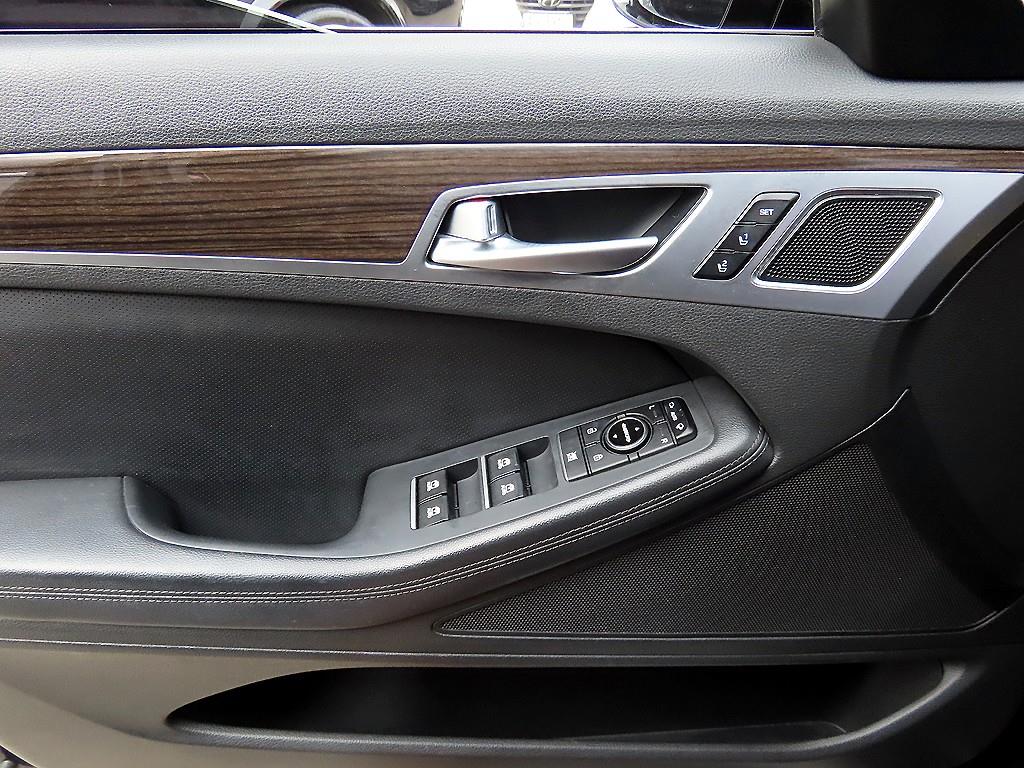 Genesis G80 - Vista 11