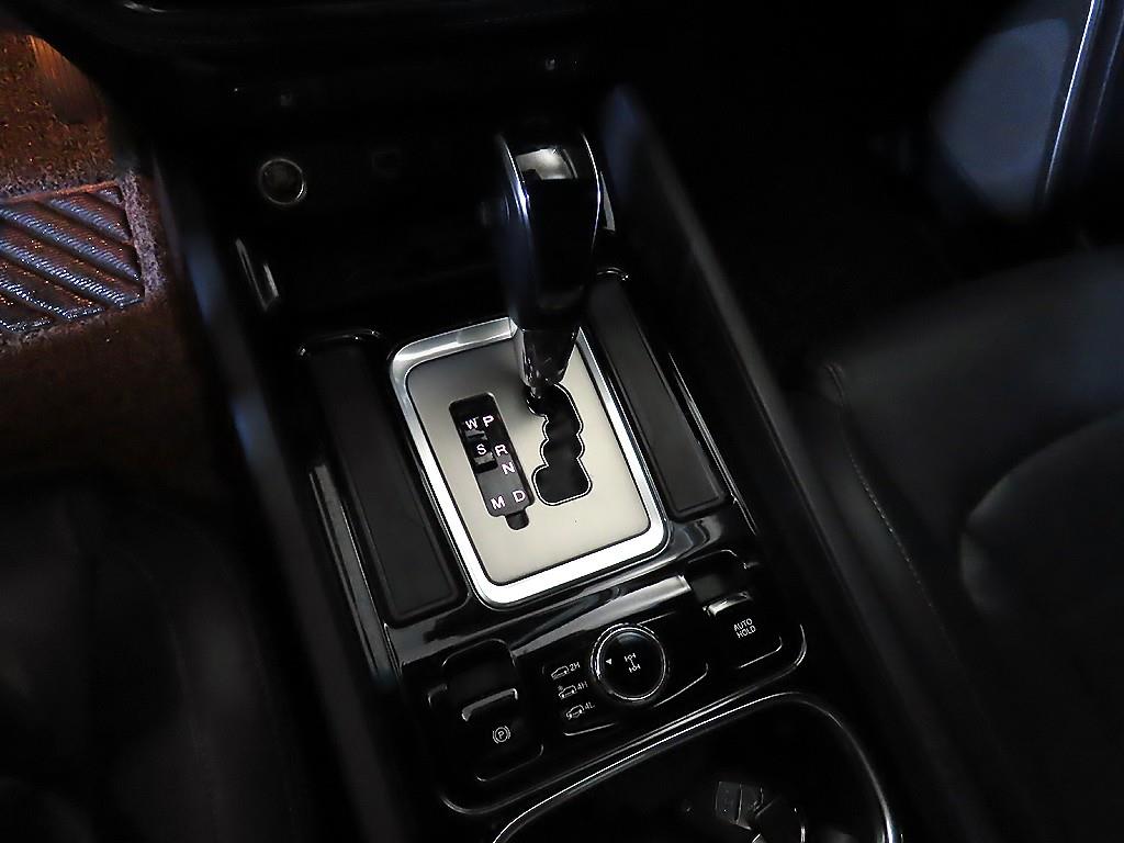 Ssangyong Rexton - Vista 12