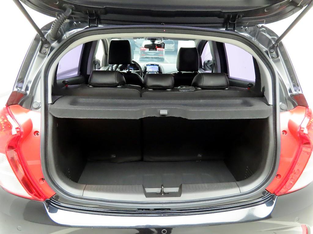 Chevrolet Spark - Vista 5