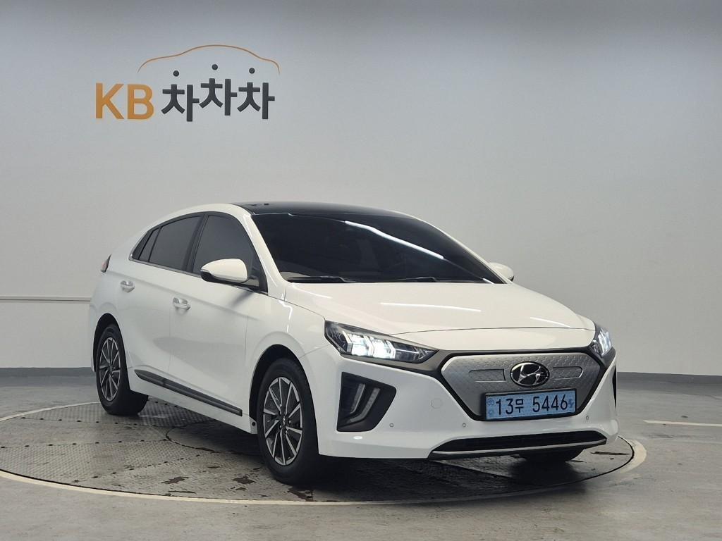 HYUNDAI Ioniq - Vista 4