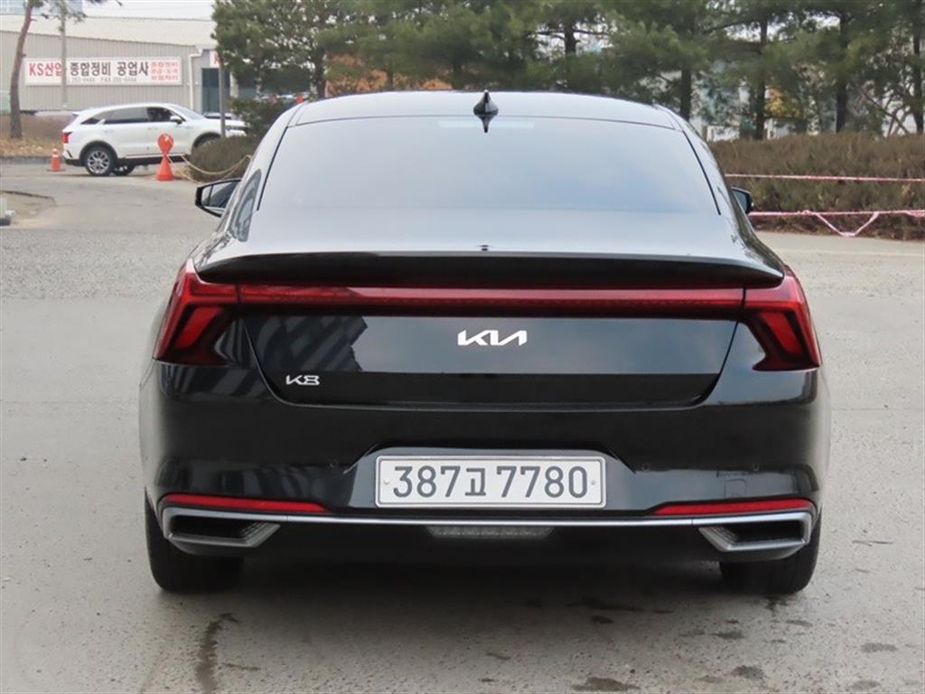 KIA K8 - Vista 7