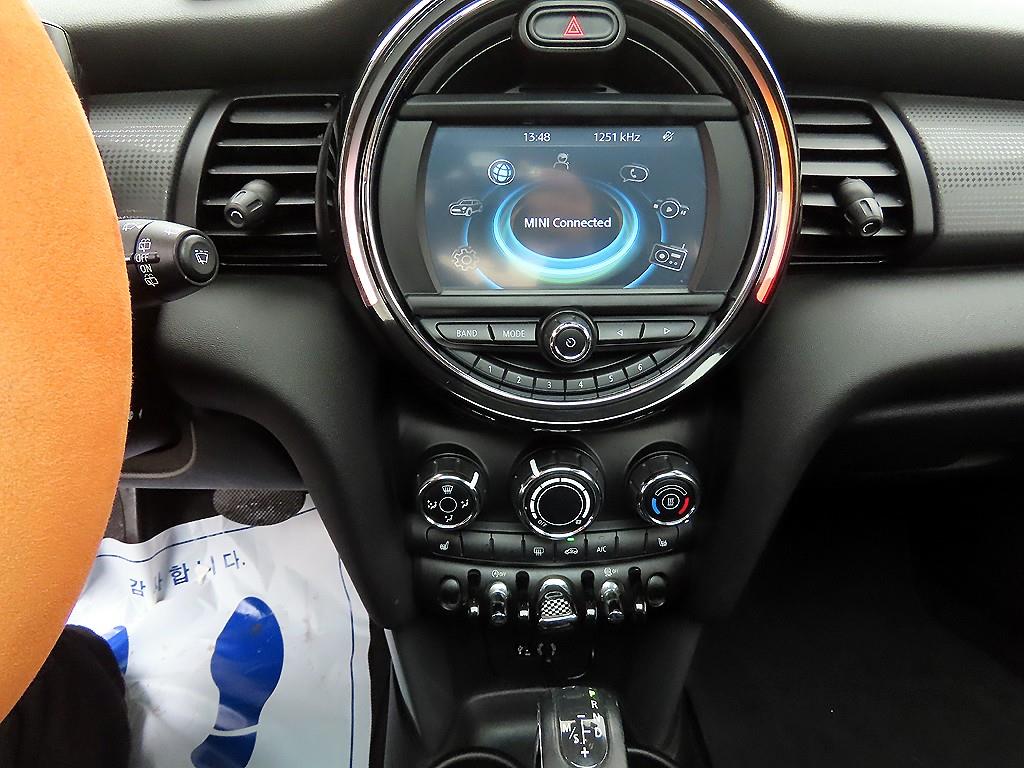 Mini Cooper 2017 the color of pearl - Importación desde Corea - HF Imports Iquique - Foto 13