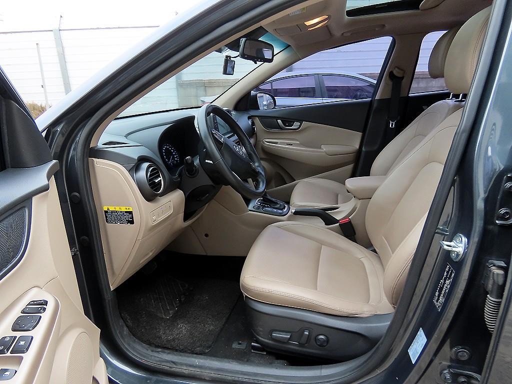 HYUNDAI Kona - Vista 5