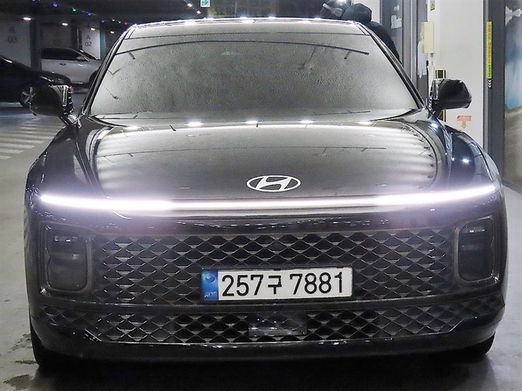 HYUNDAI Grandeur - Vista 2