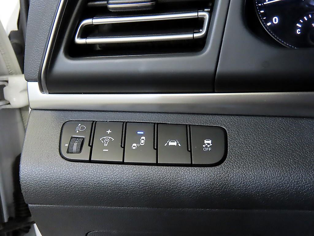 HYUNDAI Avante 2020 Blanco - Importación desde Corea - HF Imports Iquique - Foto 17