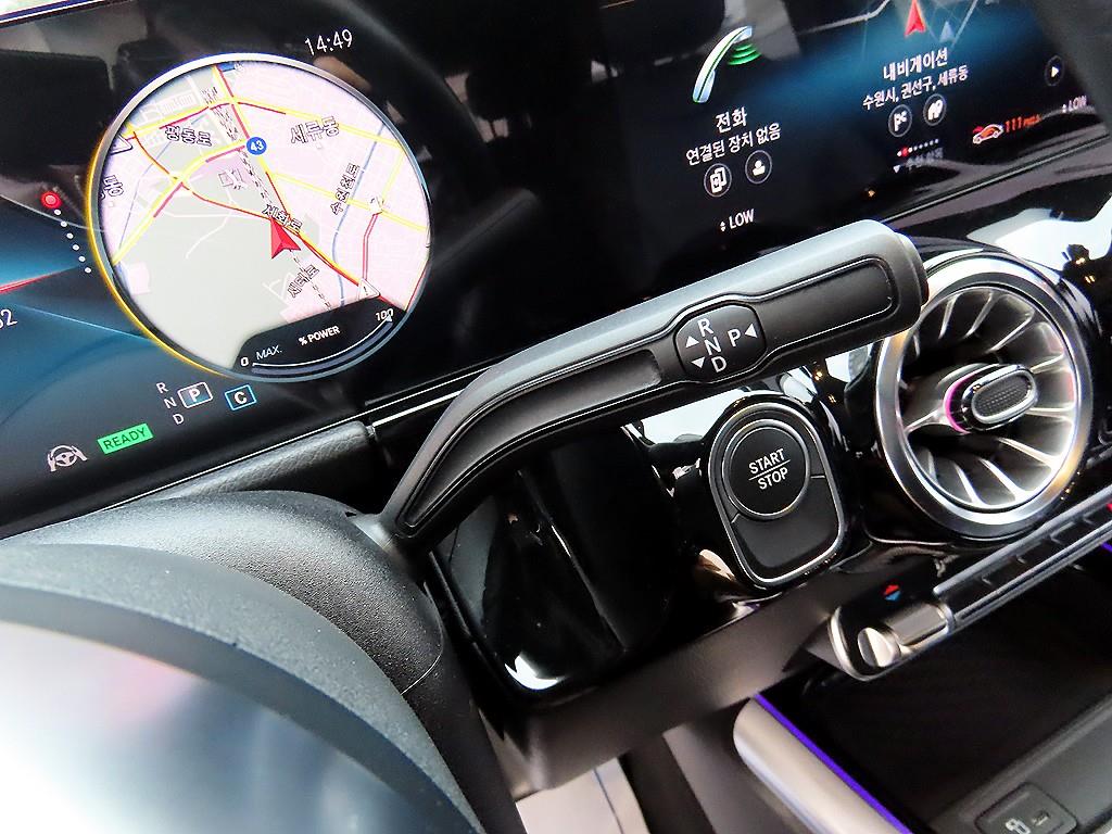 Mercedes Benz EQA - Vista 10