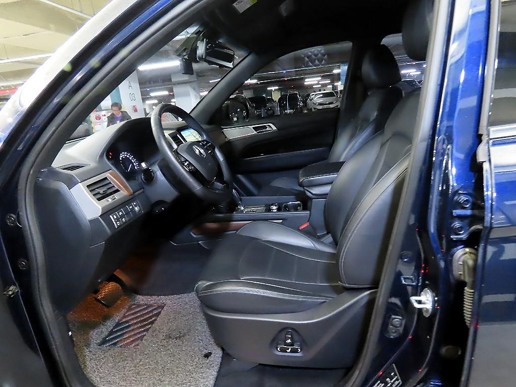 Ssangyong Rexton - Vista 6