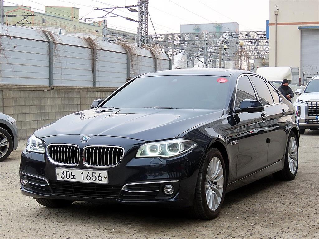 BMW 5 Series - Vista 2
