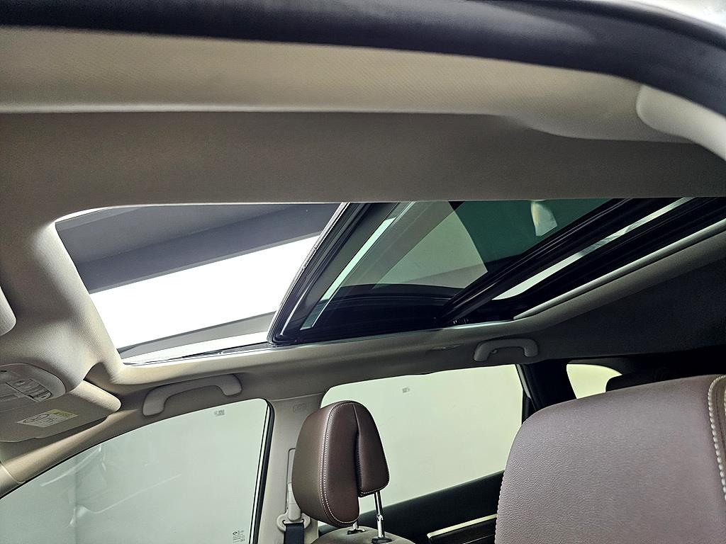 SAMSUNG QM6 - Vista 12