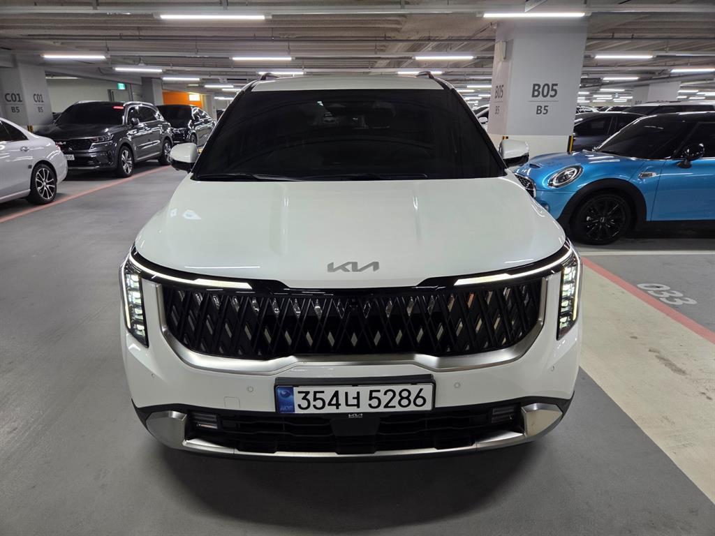 KIA Carnival 2025 Blanco - Importación desde Corea - HF Imports Iquique - Foto 1