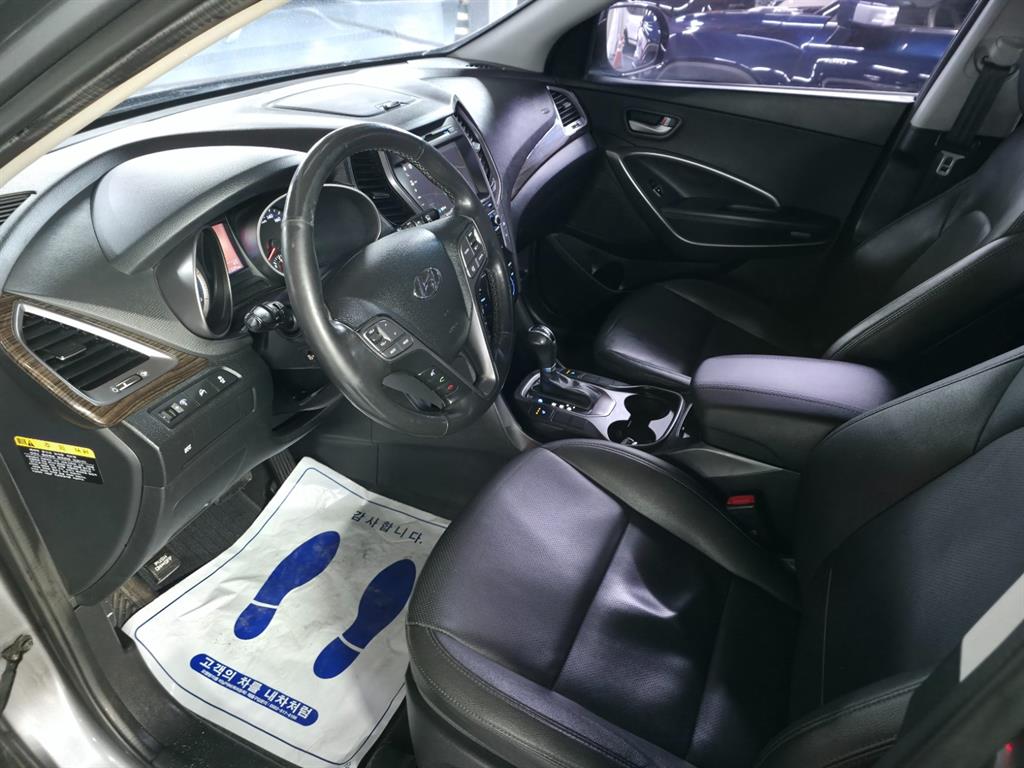 HYUNDAI Santa Fe - Vista 10