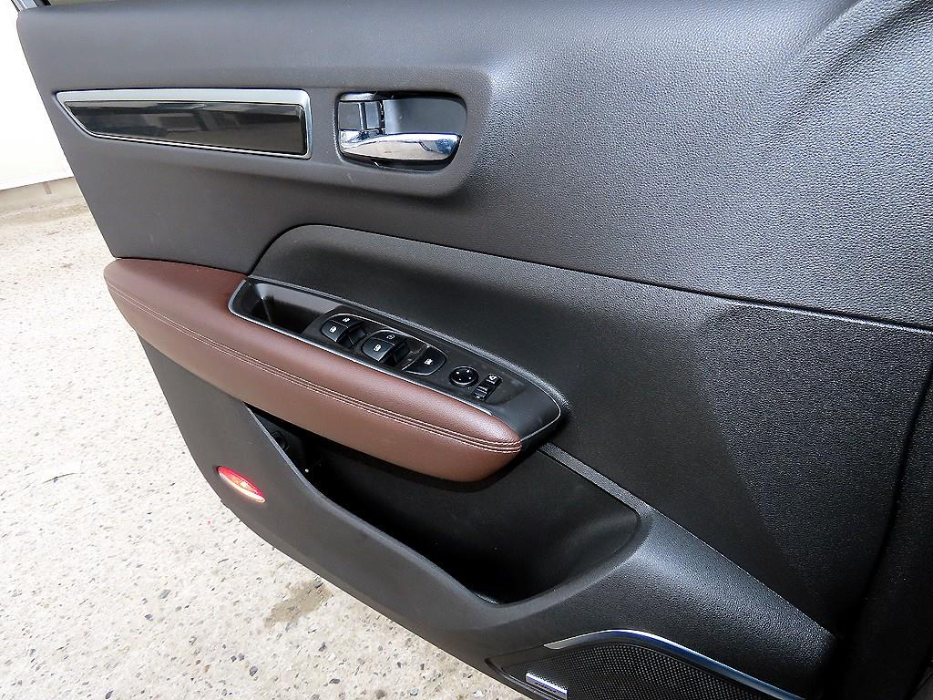 SAMSUNG QM6 - Vista 11