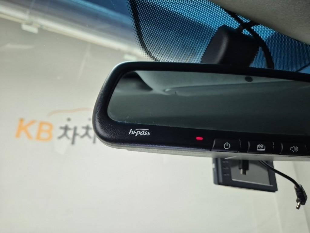 Ssangyong Tivoli 2016 Blanco - Importación desde Corea - HF Imports Iquique - Foto 14