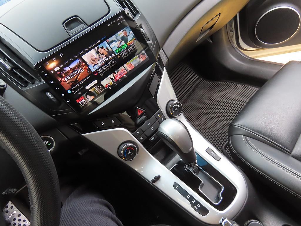 Chevrolet Cruise - Vista 10