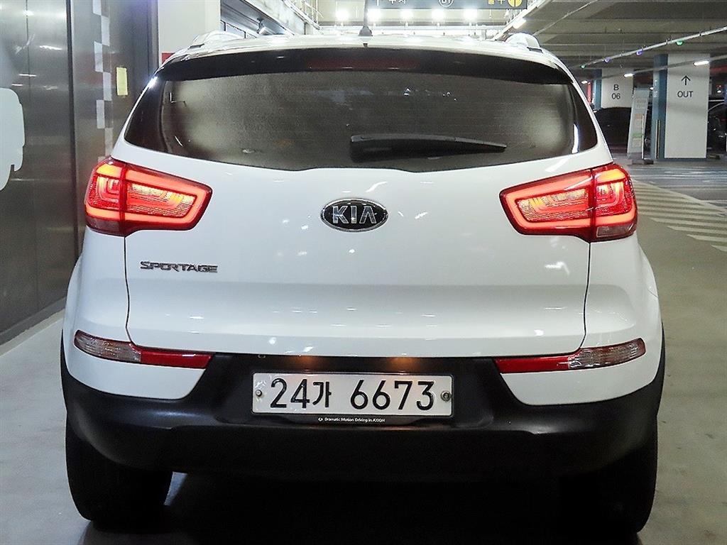 KIA Sportage - Vista 5