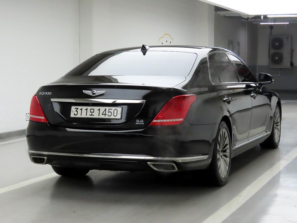 Genesis EQ900 - Vista 4