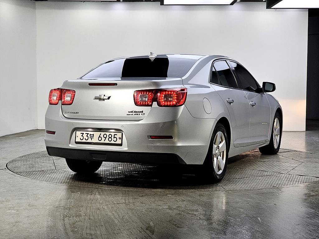 Chevrolet Malibu - Vista 4