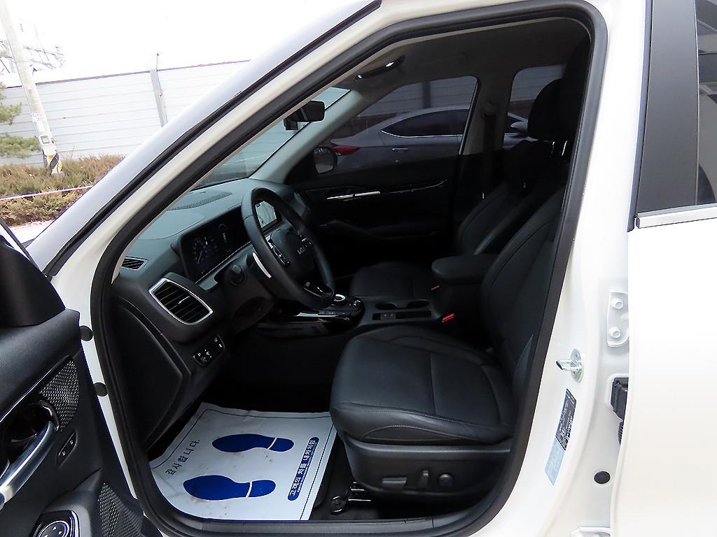 KIA Seltos - Vista 5