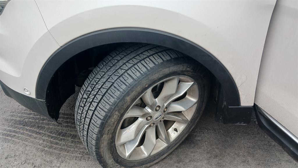 Ford Explorer - Vista 5