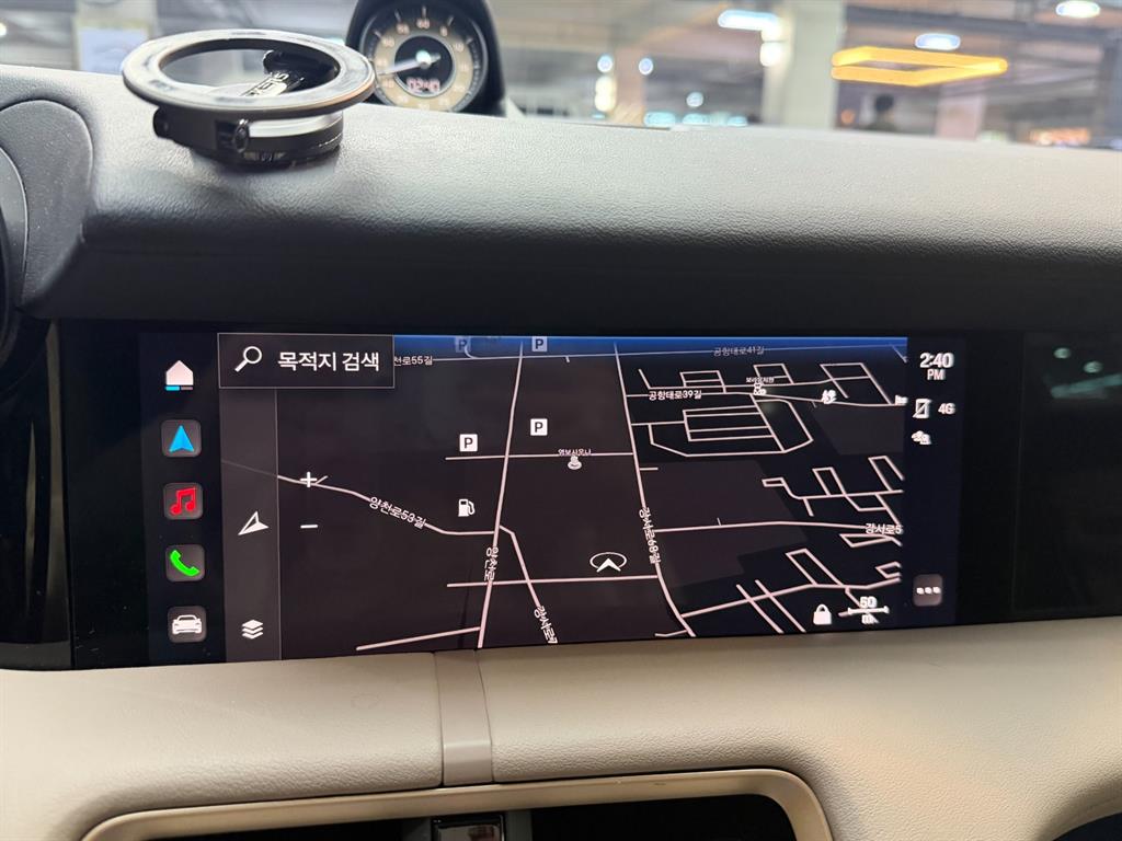 Porsche Taycan - Vista 11