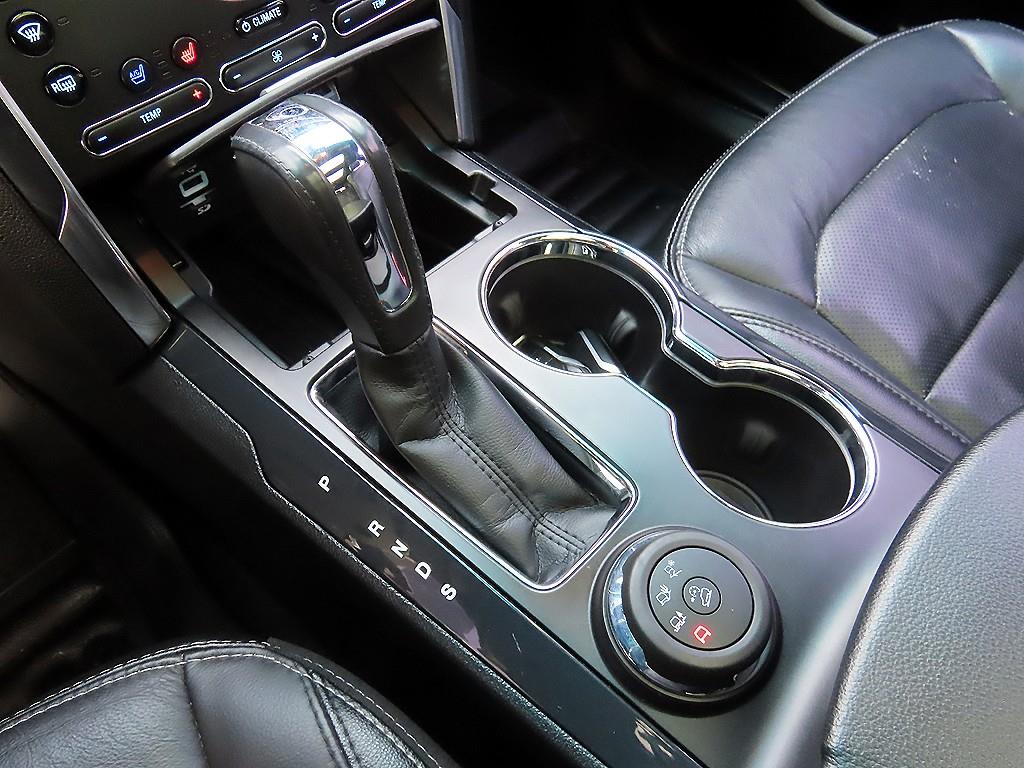 Ford Explorer - Vista 10