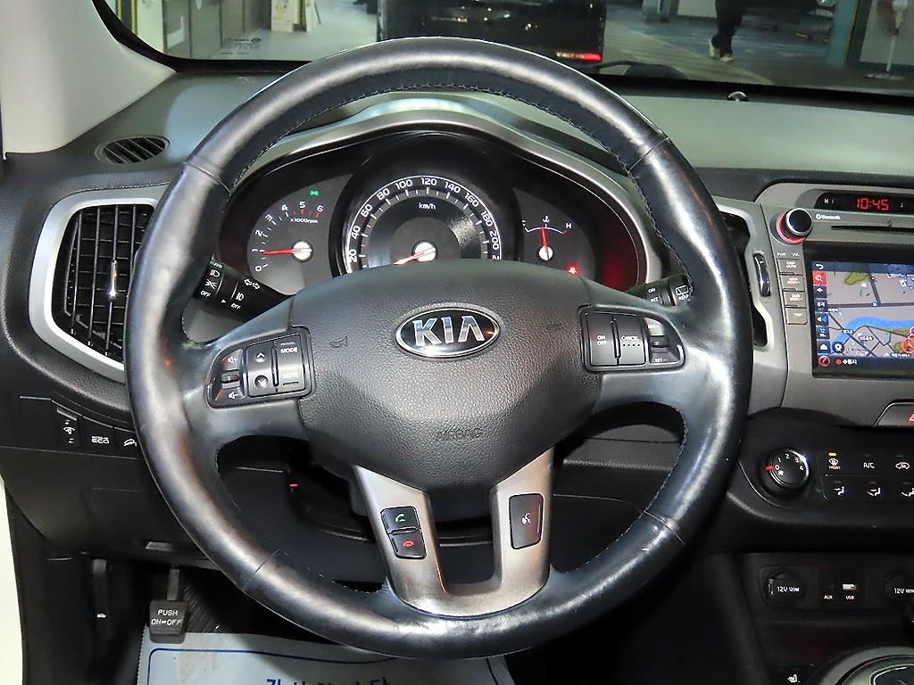 KIA Sportage - Vista 8