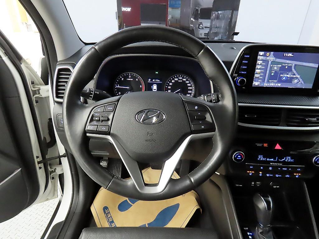 HYUNDAI Tucson - Vista 9