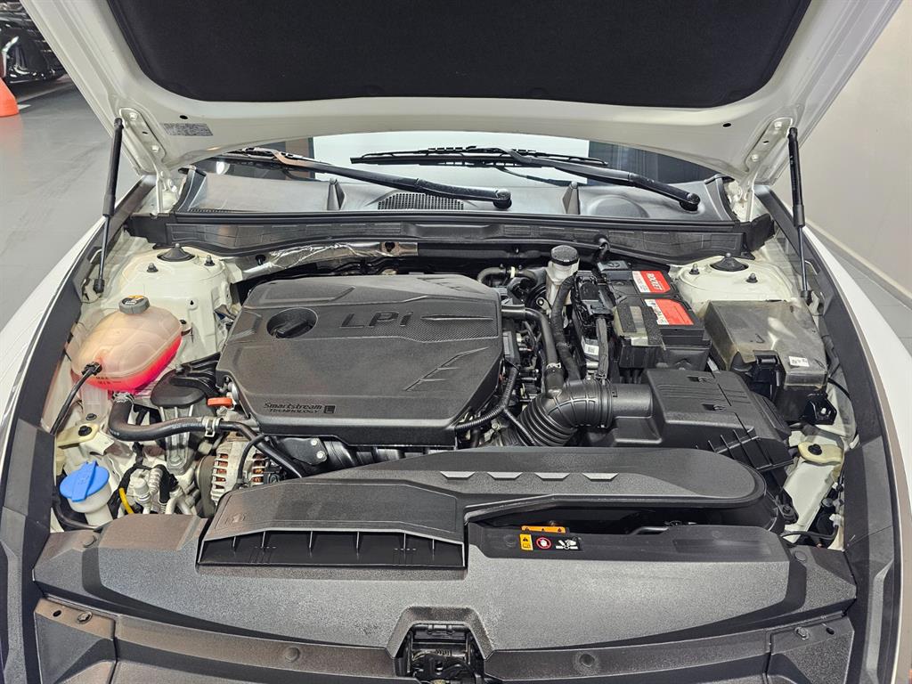 HYUNDAI Sonata - Vista 7