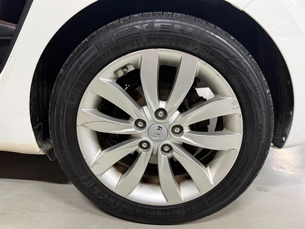 KIA Carens 2015 Blanco - Importación desde Corea - HF Imports Iquique - Foto 18