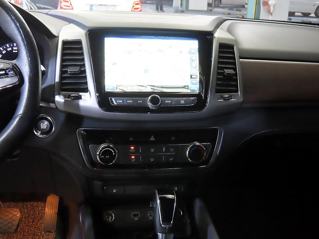 Ssangyong Rexton - Vista 11